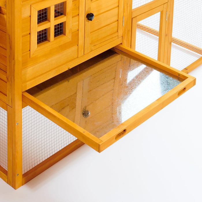 Hen house with coop - Ballyholland Poultry